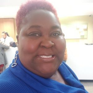 Meet your Posher, Lenora